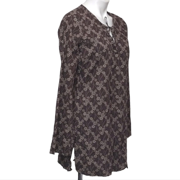 Athleta Brown And Tan Floral Print Long Sleeve V-Neck Tunic Top - Size Medium - Picture 2 of 9
